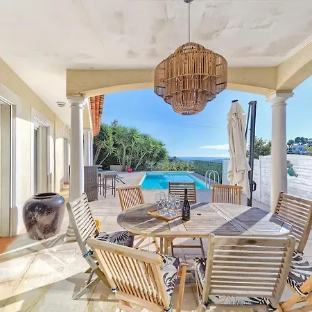 Superbe Climatisee Avec Piscine Chauffee-terrasse-vue Mer Et Montagne Nice
